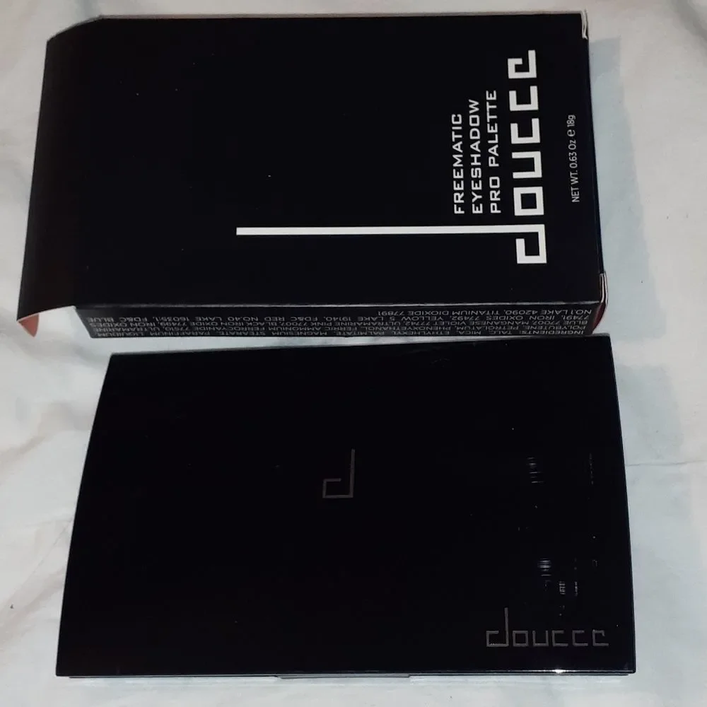 DOUCCE Freematic Limited Edition‎ Smokey Palette
